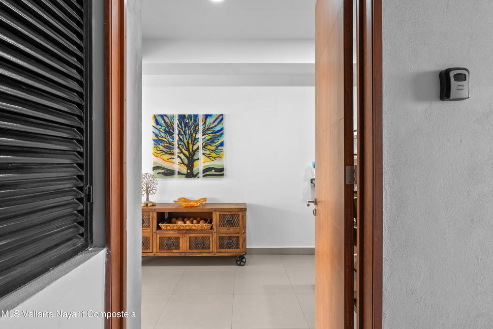 20251226173752279311000000 o