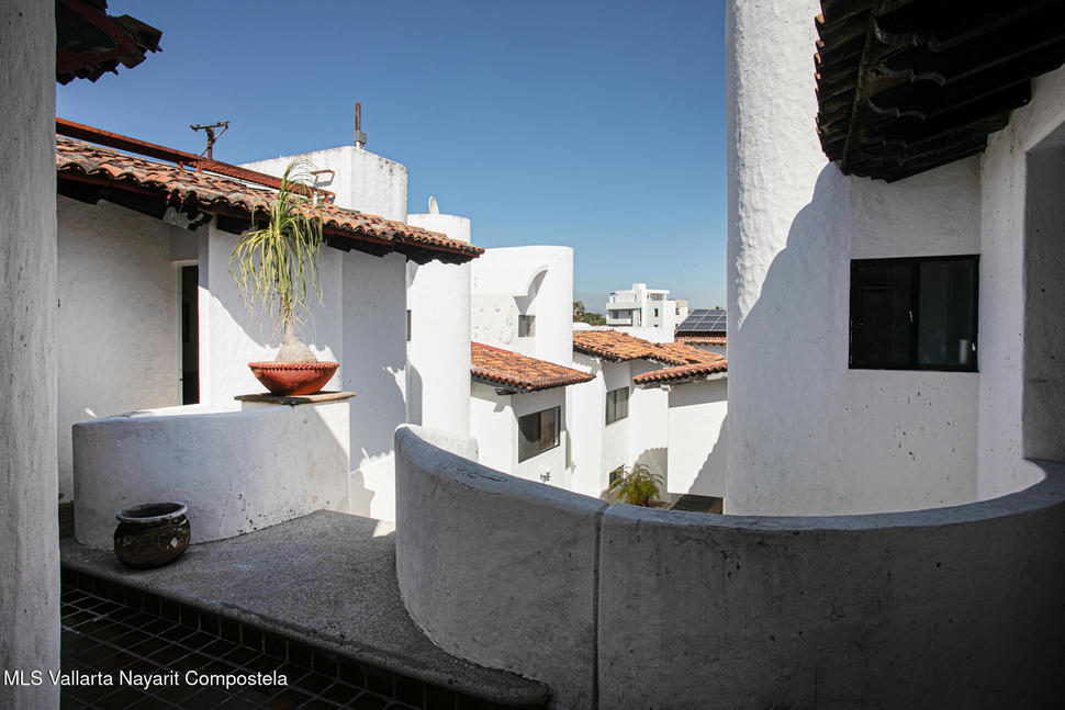 20251224202823091996000000 o