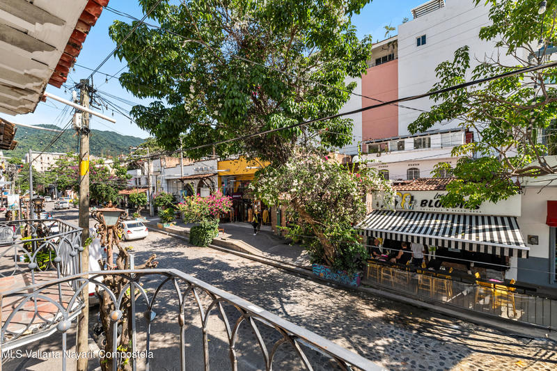 20251030203247485985000000 o