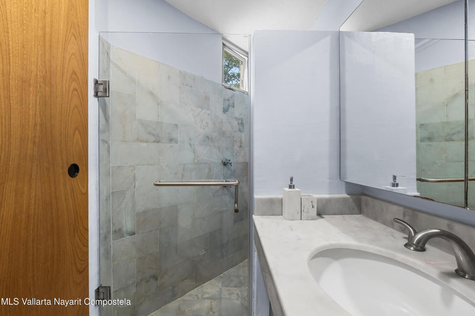 20251203171636328474000000 o