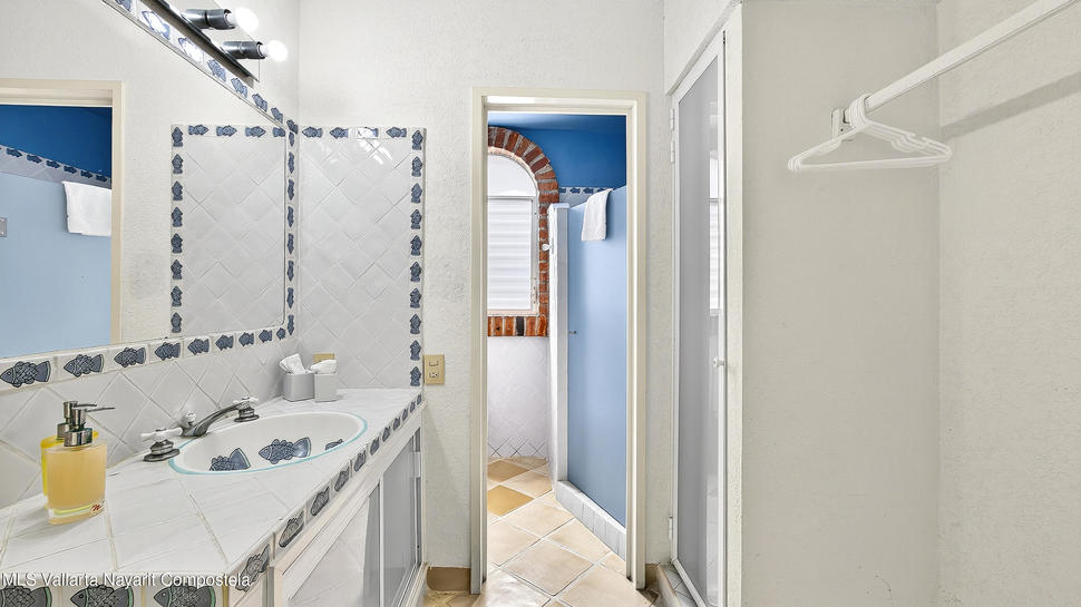 20251117164516105397000000 o