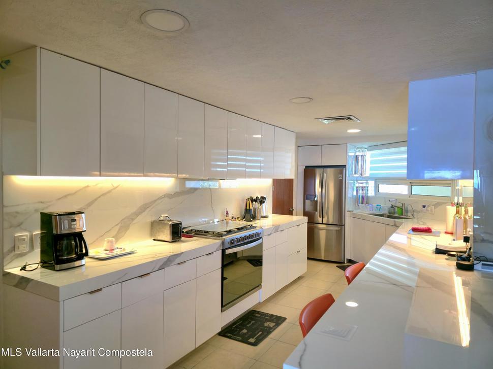 20251220171404856810000000 o