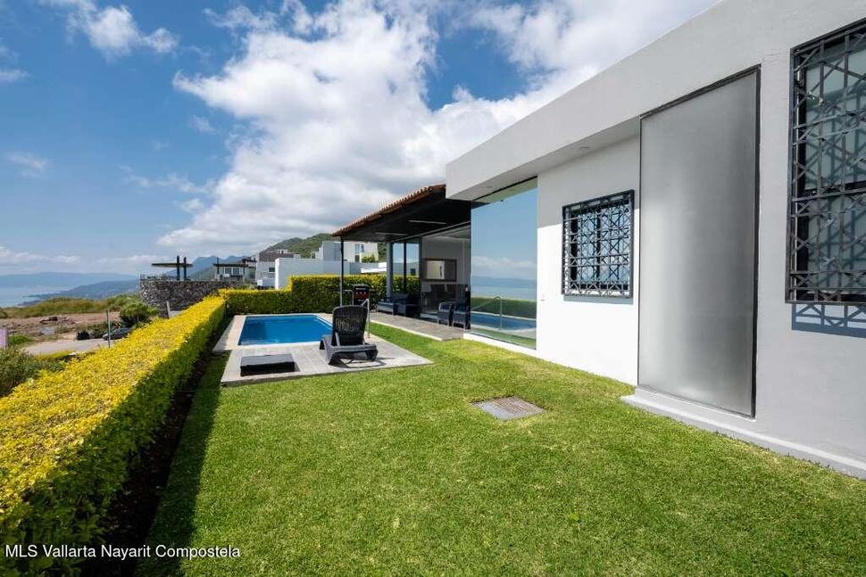 20251108184102279395000000 o