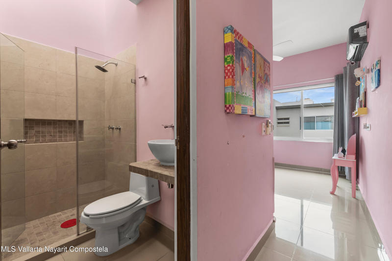 20250625204043842532000000 o