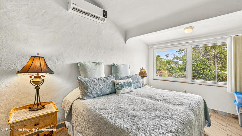 20251012195223184440000000 o