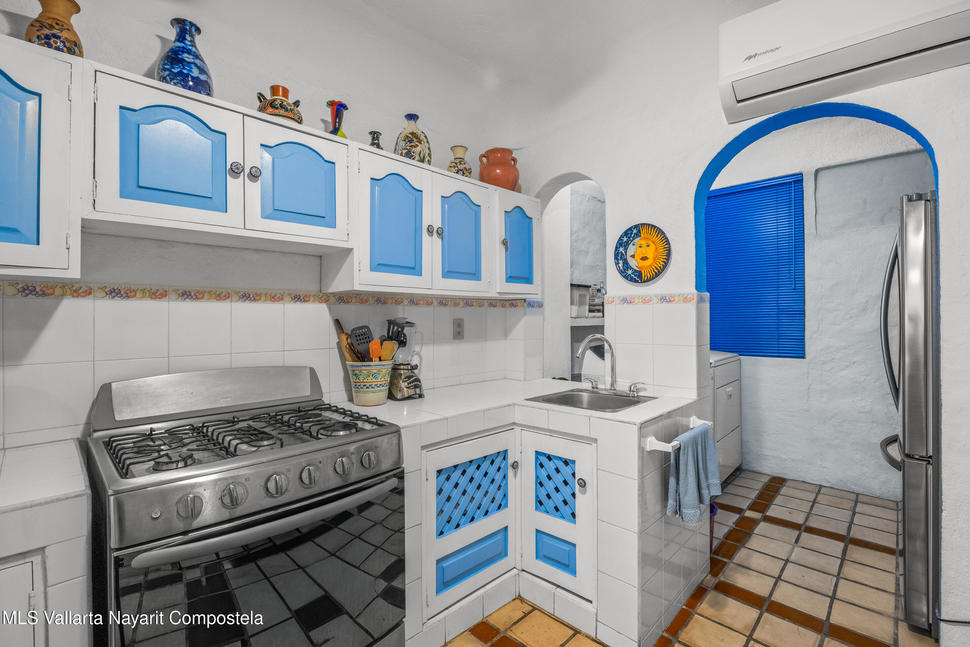 20251103203631316778000000 o