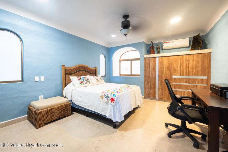 20251113184617924564000000 o