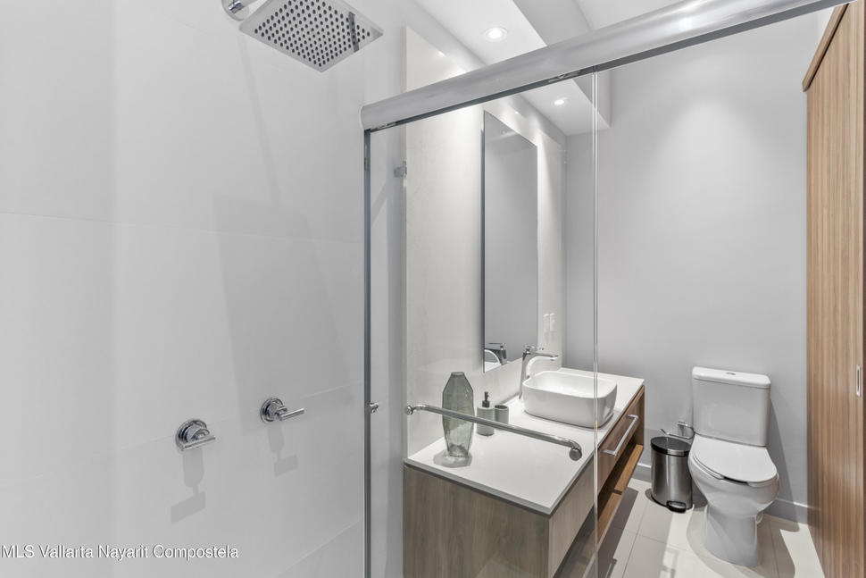 20251105211454556209000000 o