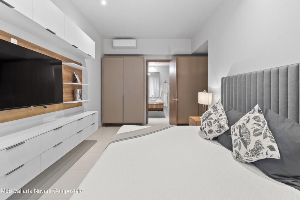 20251105211611974213000000 o