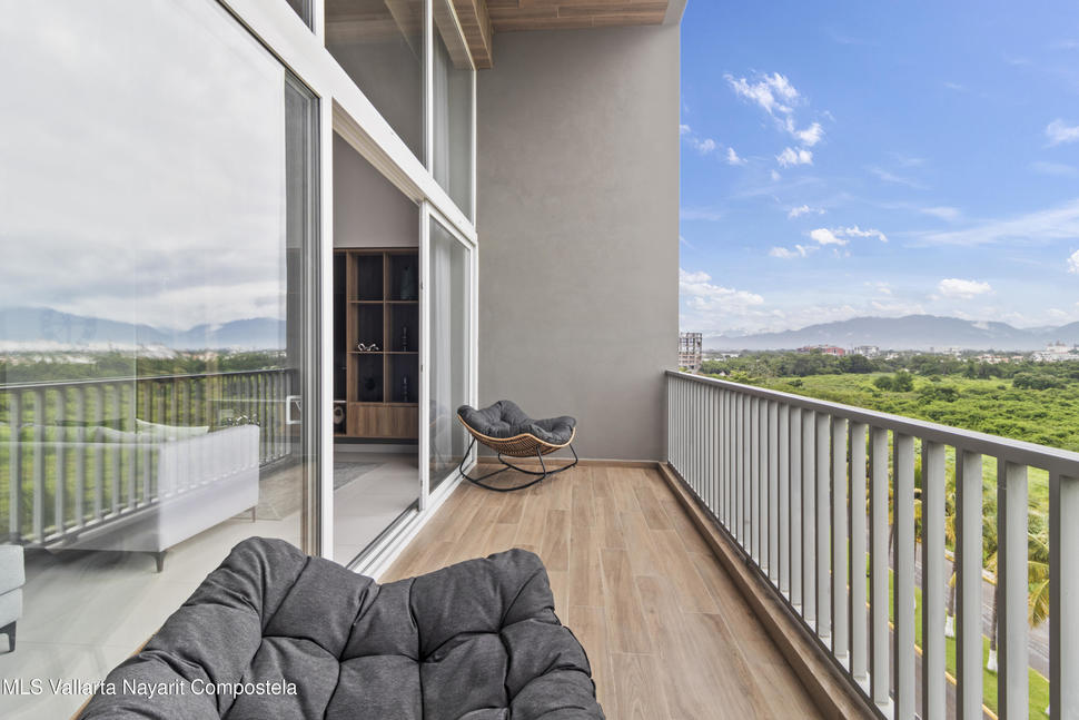 20251105212017464240000000 o