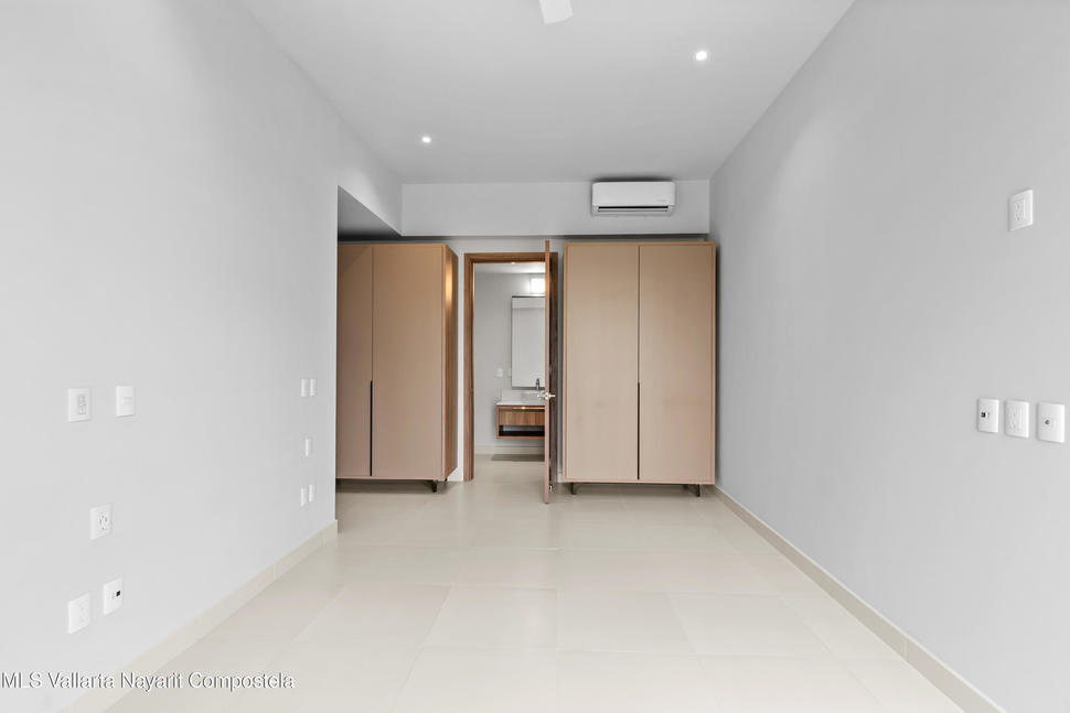 20251105203332109639000000 o