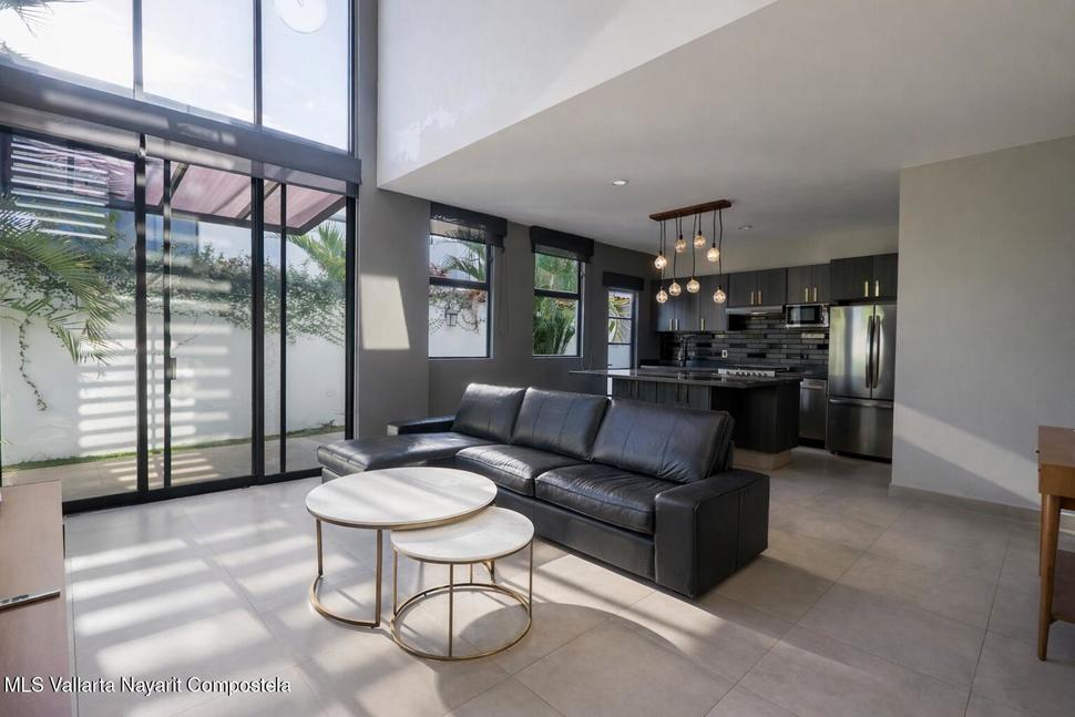 20260206225218221827000000 o