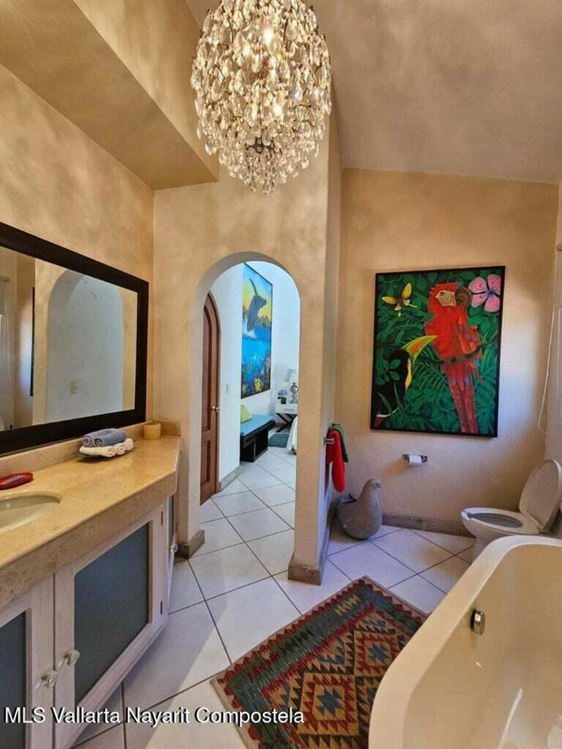 20251001173432215537000000 o