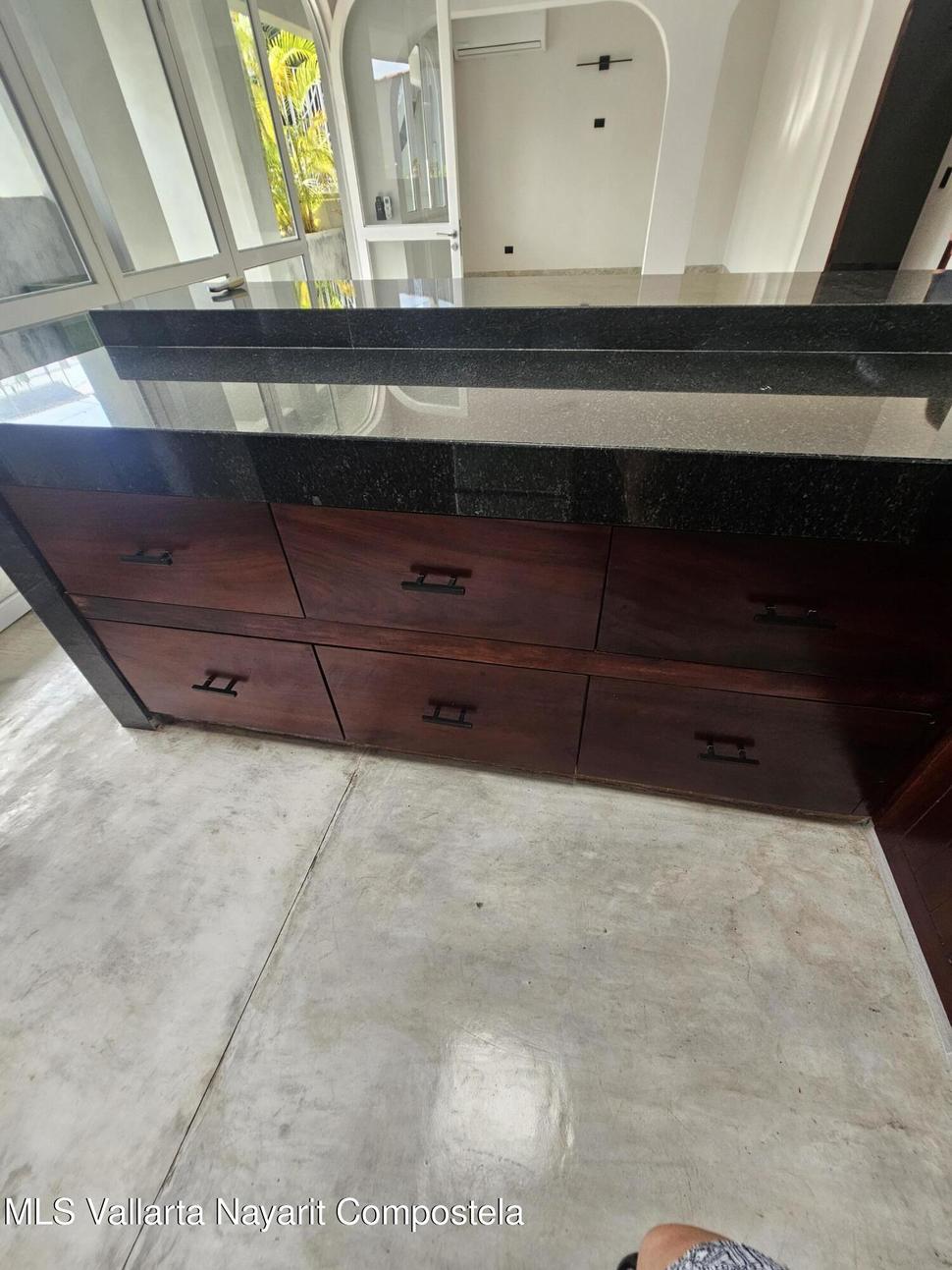 20251227231401688508000000 o