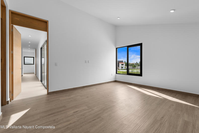 20251023032116839305000000 o