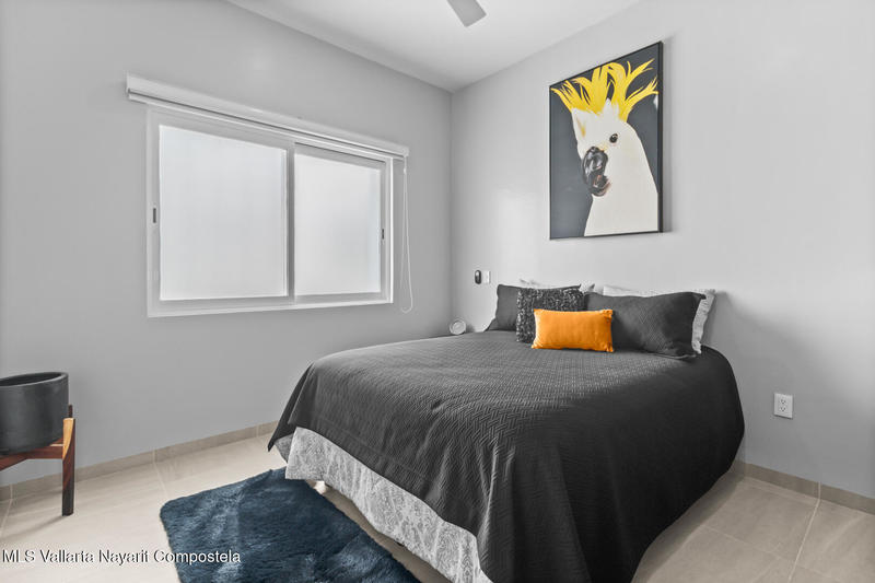 20251028204712699835000000 o