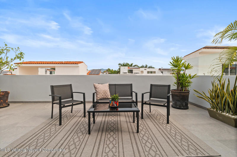 20251028204718868071000000 o