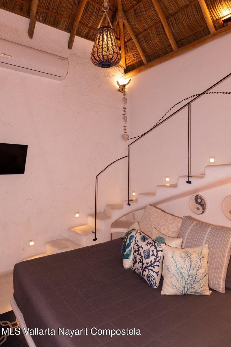 20250926212207692330000000 o