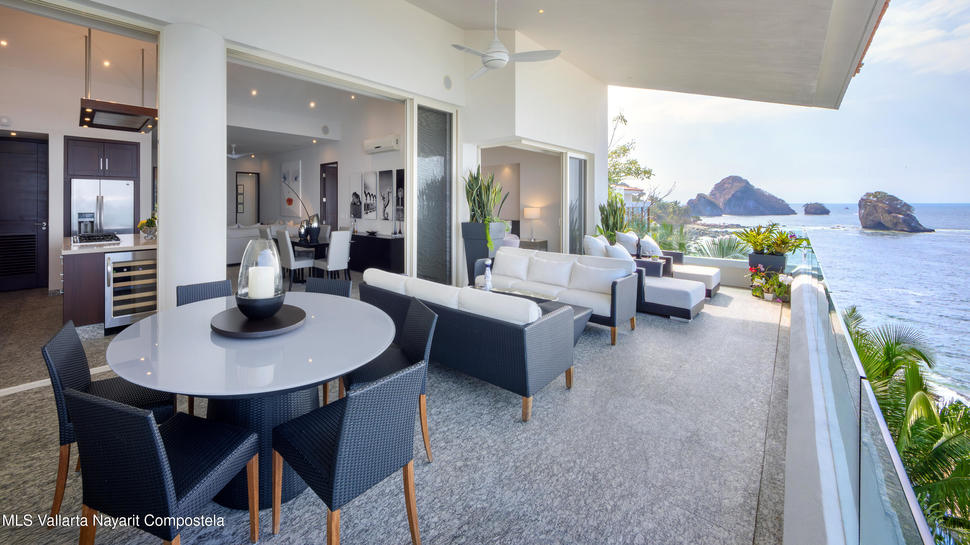 20250611210048107800000000 o