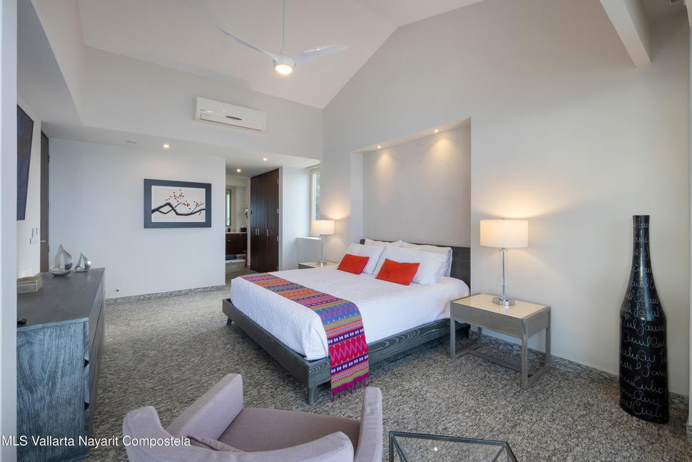 20250611210114590578000000 o