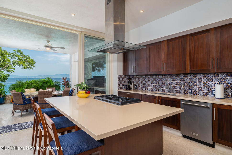 20250926135655841210000000 o