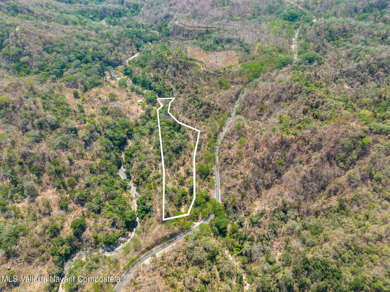 20250926232330174365000000 o