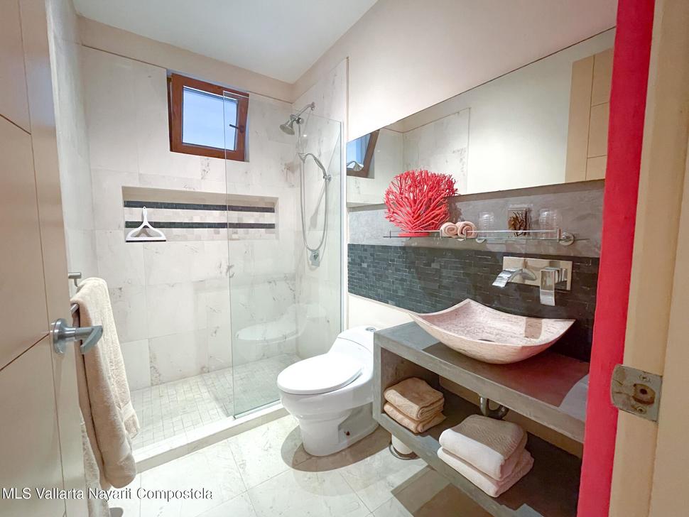 20251216143859501748000000 o