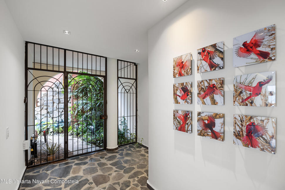 20250922214908067802000000 o