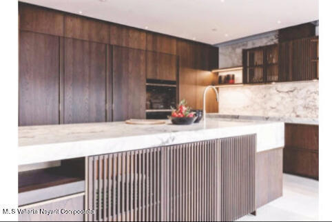 20251204233912803461000000 o