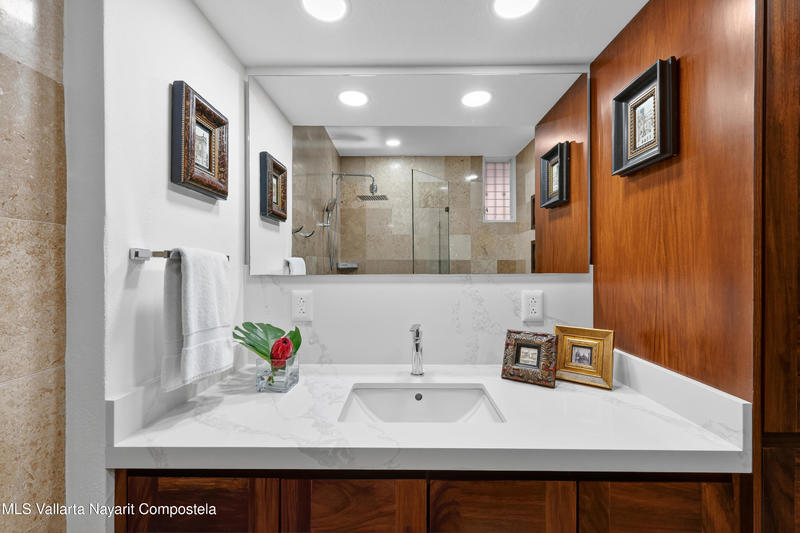 20251015225815069083000000 o