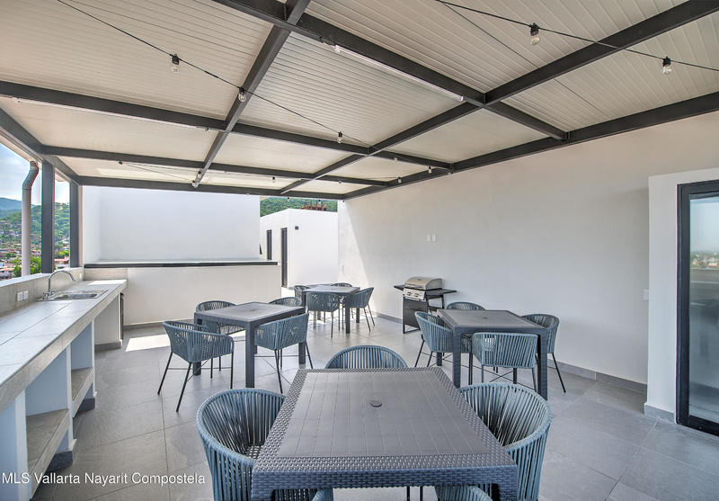 20250718210929954649000000 o