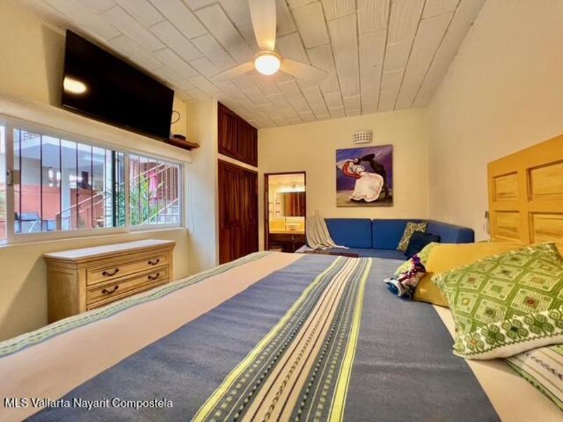 20250624222210070985000000 o