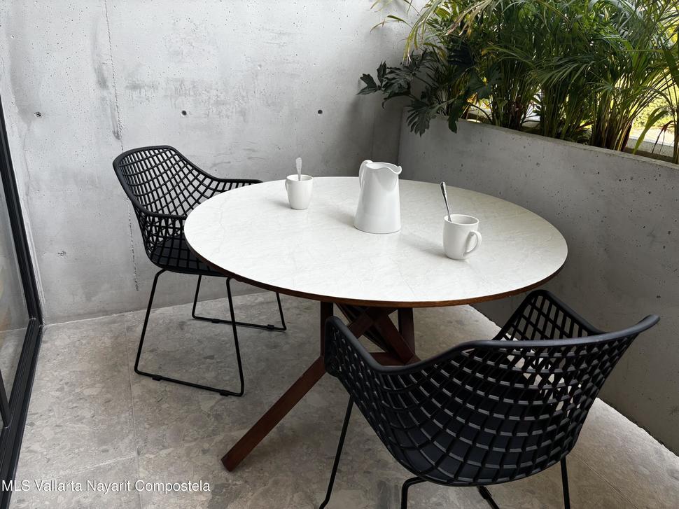 20260127213327890680000000 o