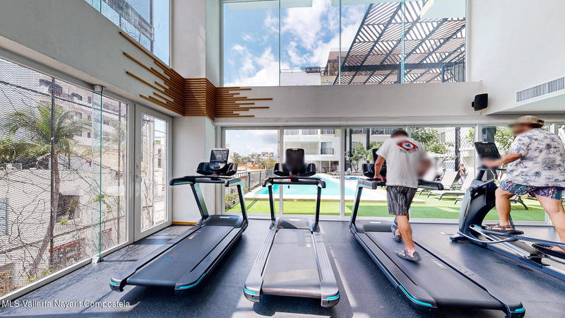 20251010213653160117000000 o