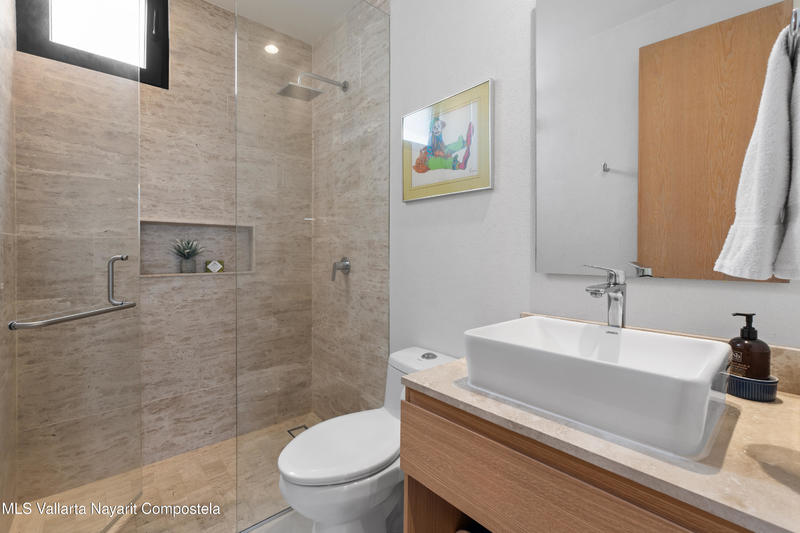 20250827214325915510000000 o