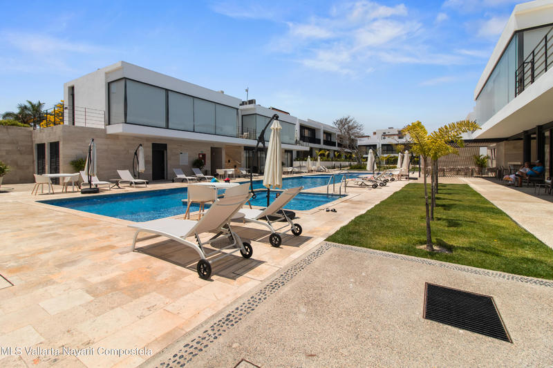 20250827214341396557000000 o