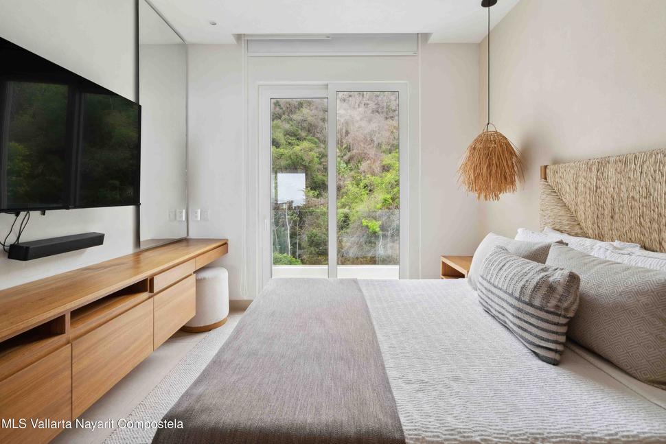 20250611181550123800000000 o