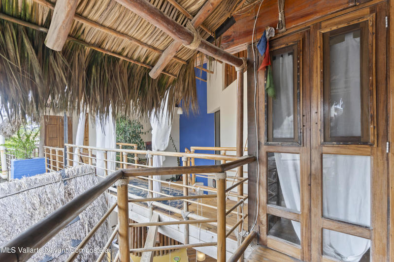 20250702180827283537000000 o