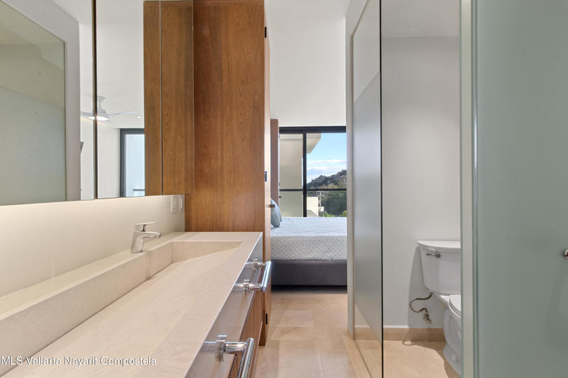 20250905195219595282000000 o