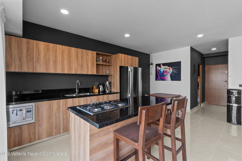 20250721225630142318000000 o